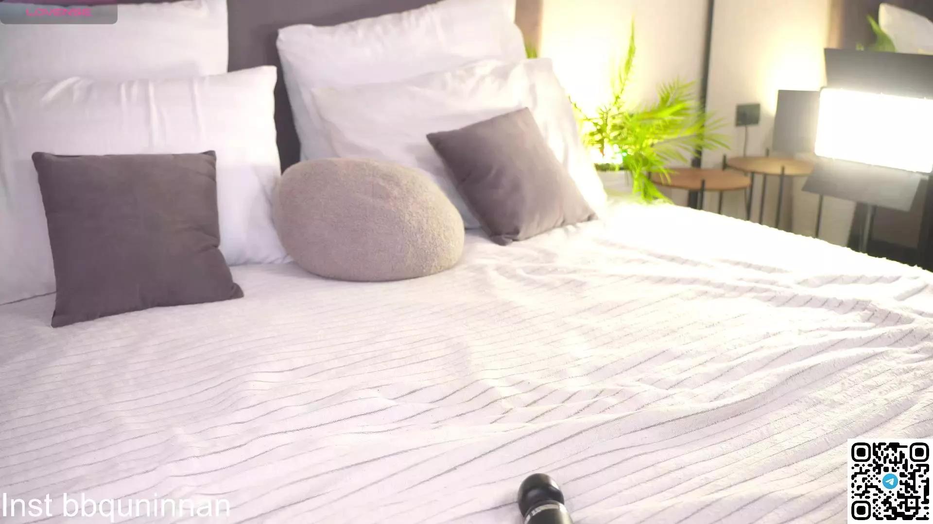 TateBoor on Cam4 