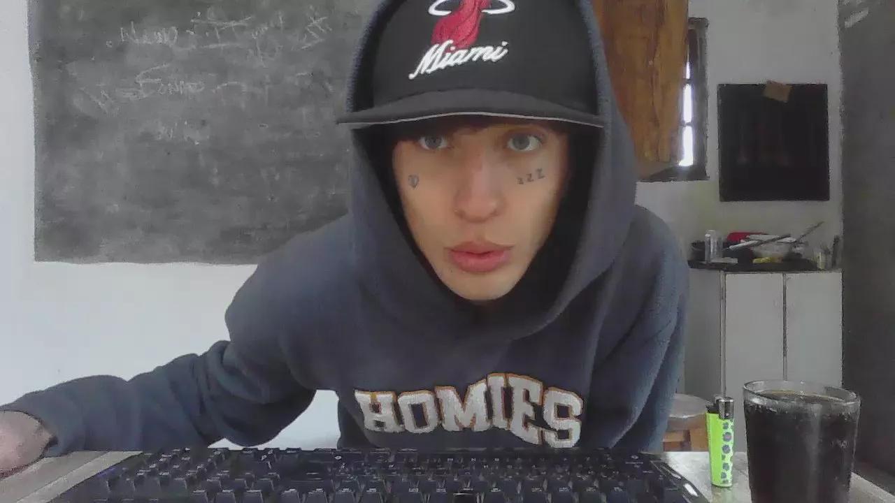 Tatelover on Cam4 