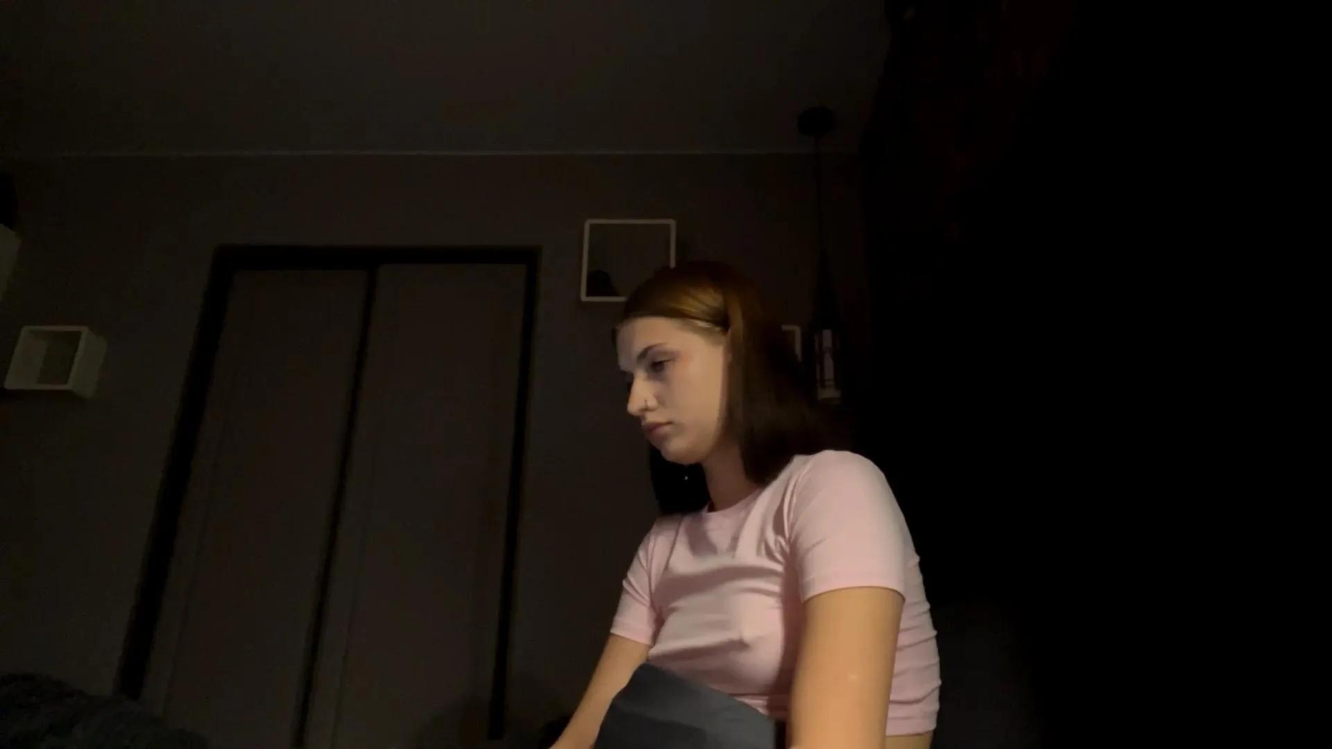 Offline TawnaWidrick on Cam4