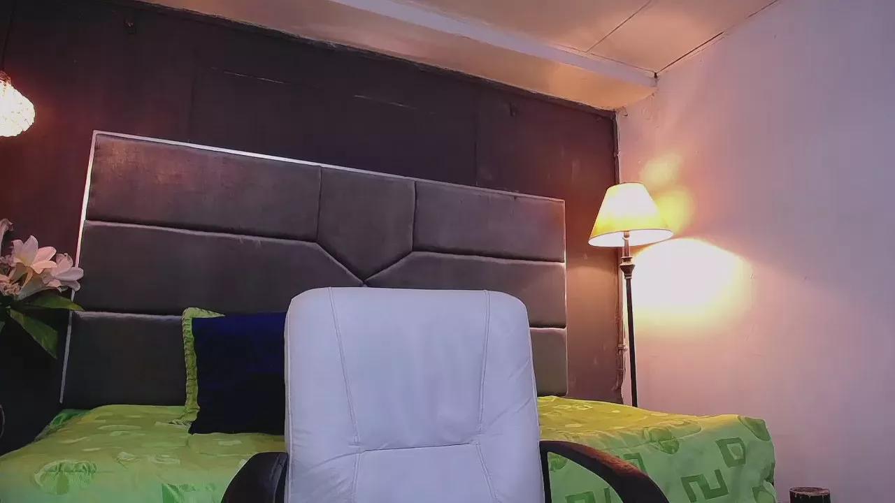 teddyfit_19cm on Cam4 