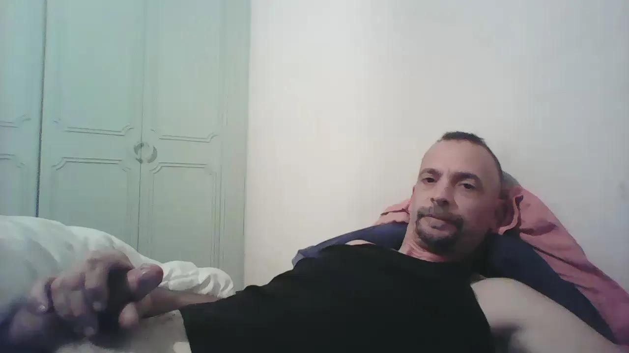 Tetsuh0 on Cam4 