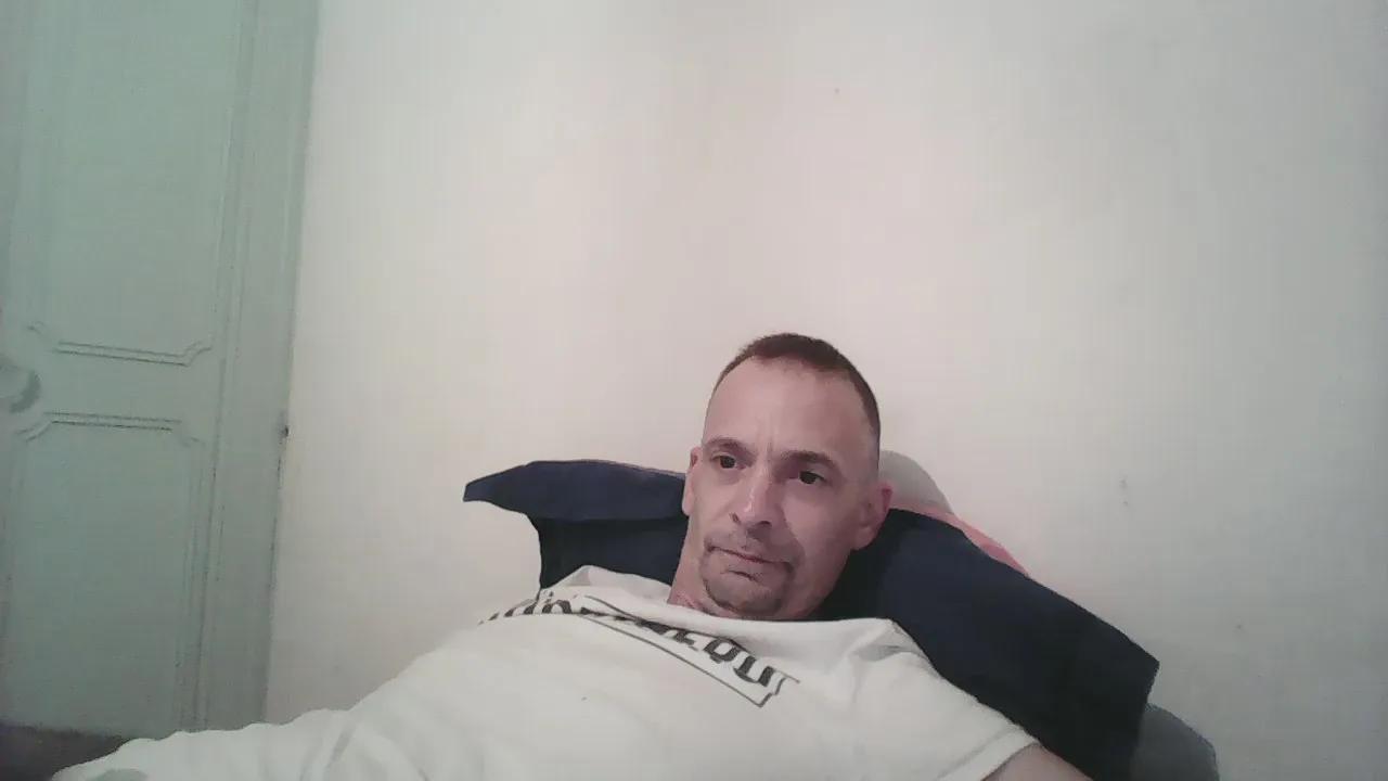Tetsuh0 on Cam4 