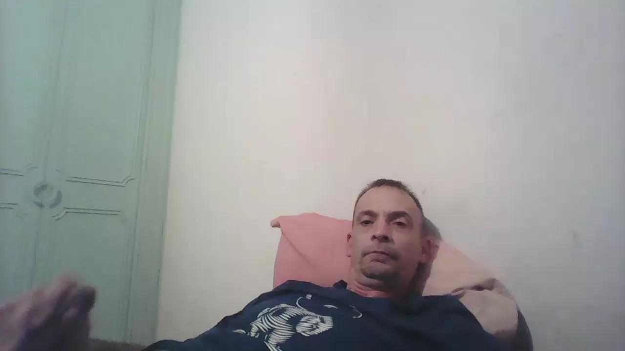Tetsuh0 on Cam4 