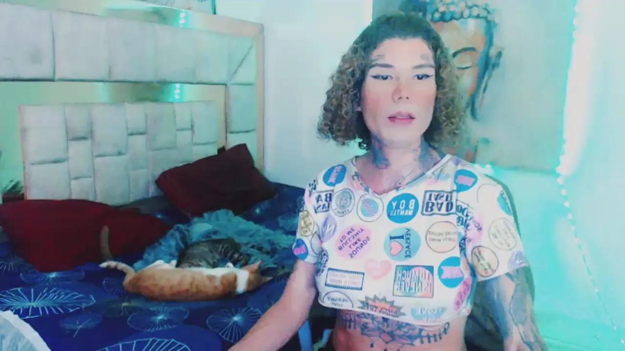 Offline Texas_Presleyts on Cam4