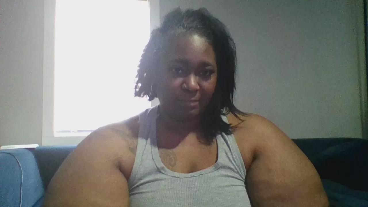 Thesecheekz on Cam4 