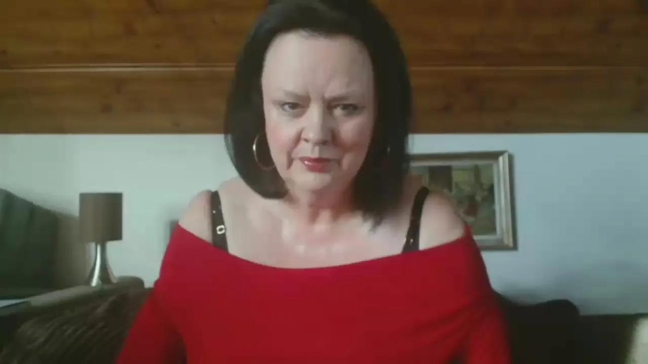 Offline TiffanyMilf on Cam4