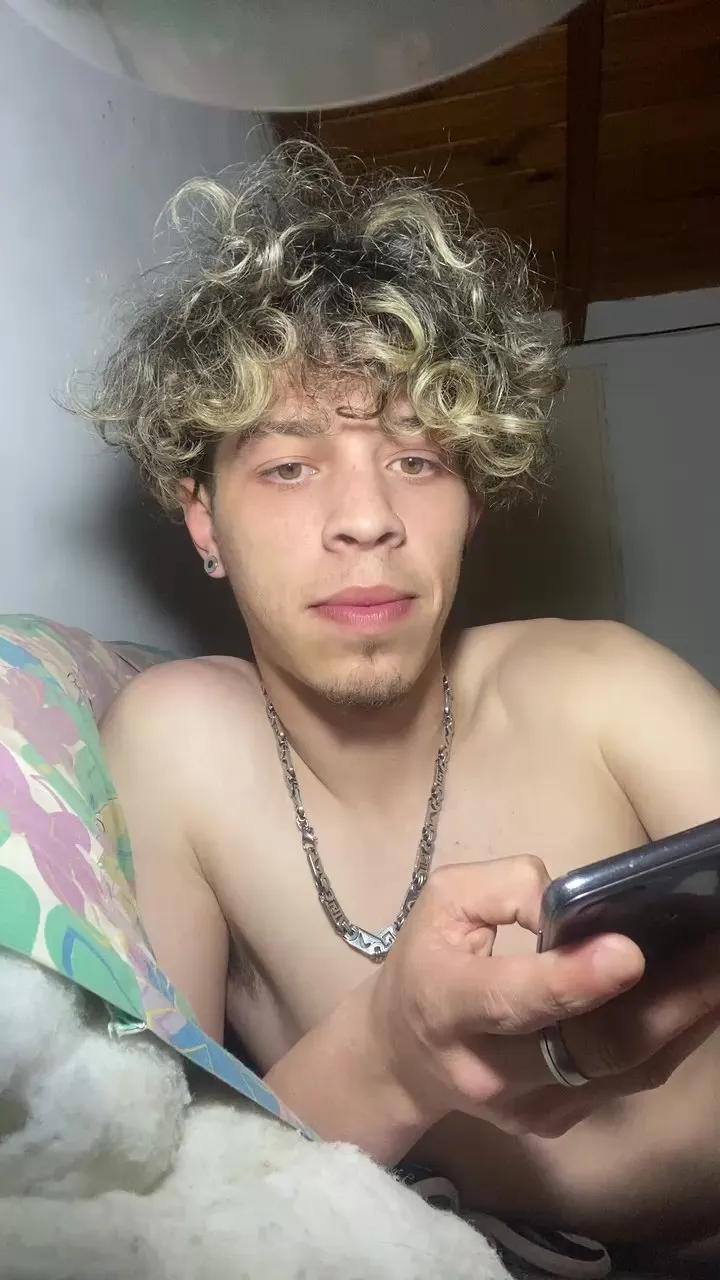 Timax21 on Cam4