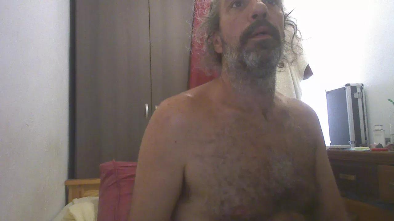 Titou06100 on Cam4 