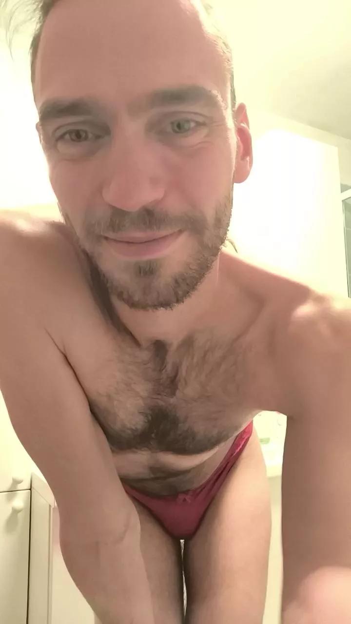 toinuss on Cam4 