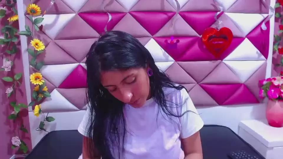 Offline tokio_wet_ on Cam4