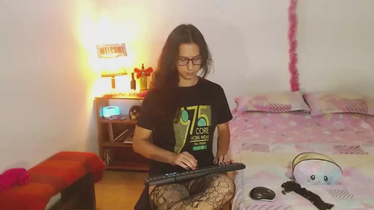 Offline trans_fem420 on Cam4