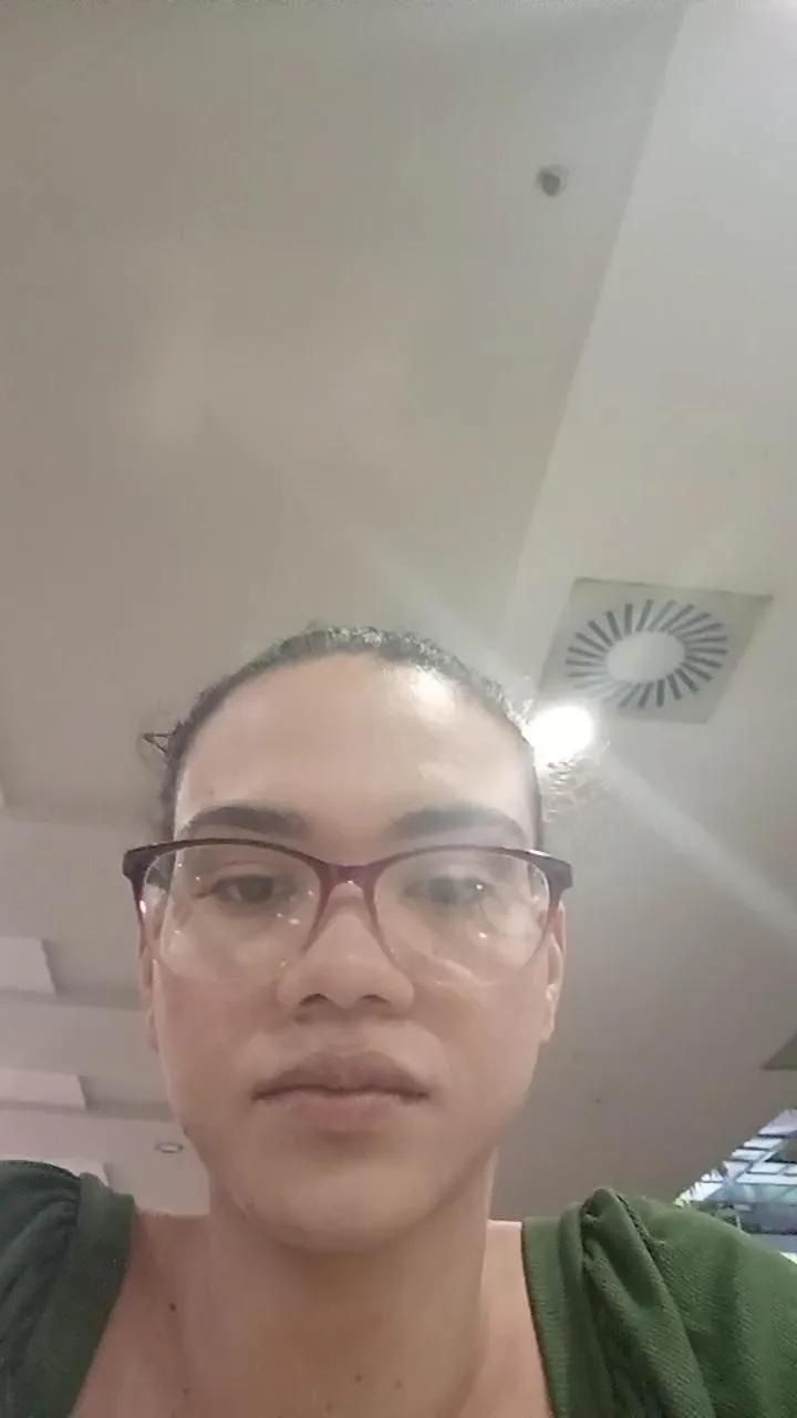 Offline Transputinha83 on Cam4