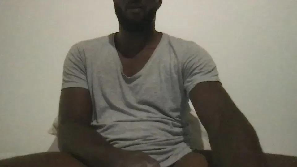 Offline TryBBC64 on Cam4