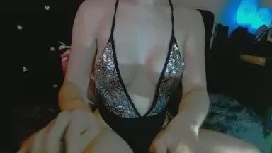 Offline Tsyummydickx on Cam4