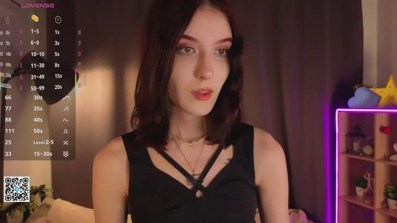 Offline TyishaZier on Cam4