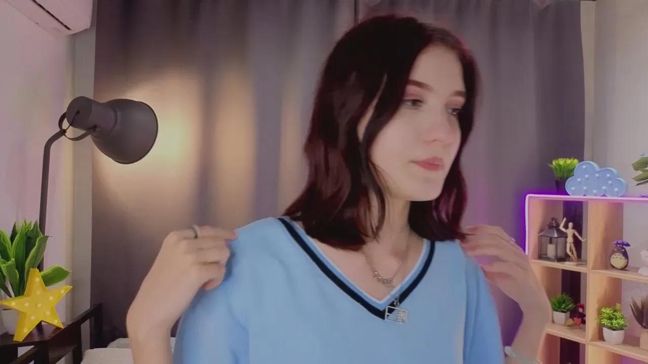 Offline TyishaZier on Cam4