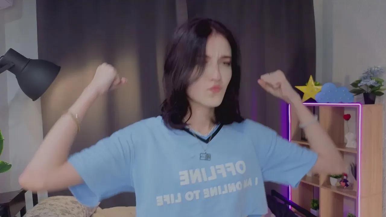 Offline TyishaZier on Cam4