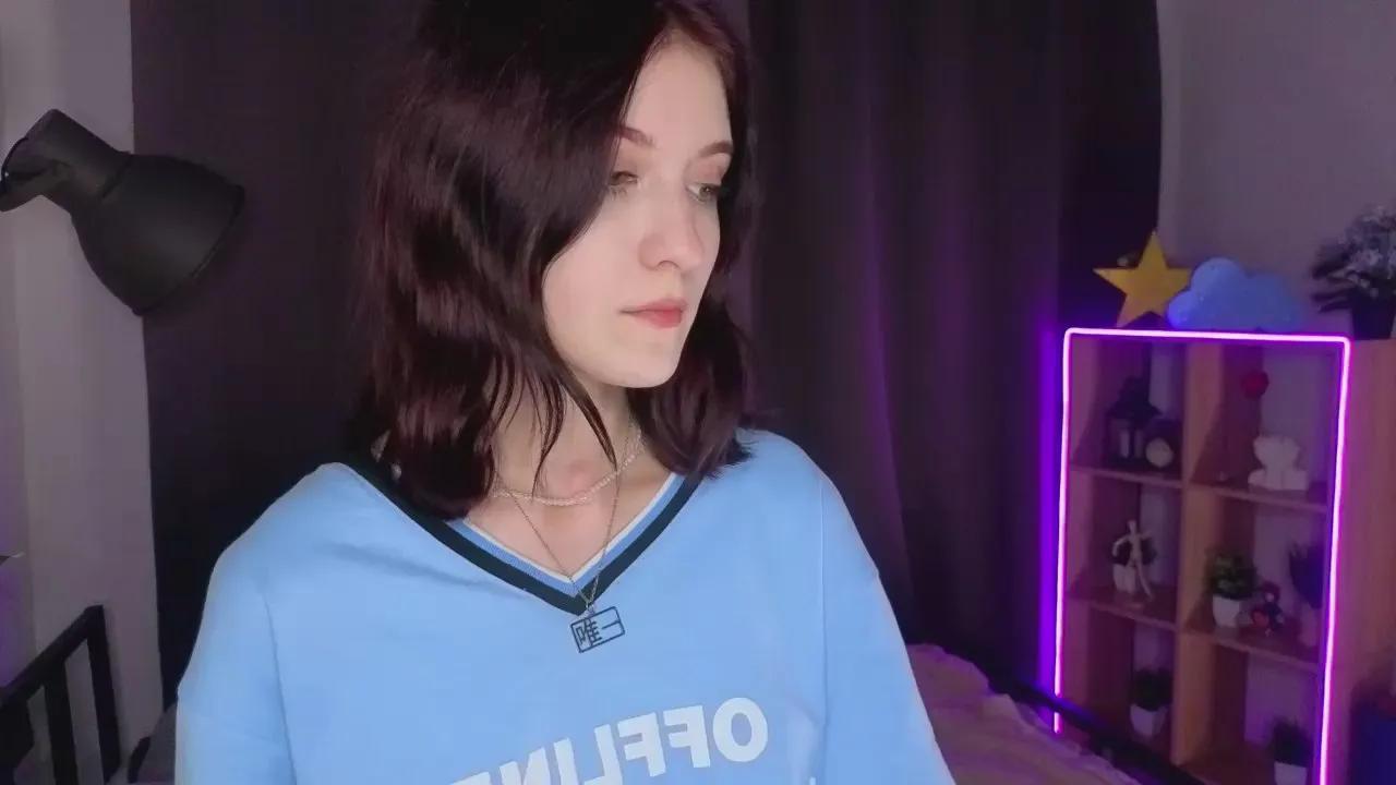 Offline TyishaZier on Cam4