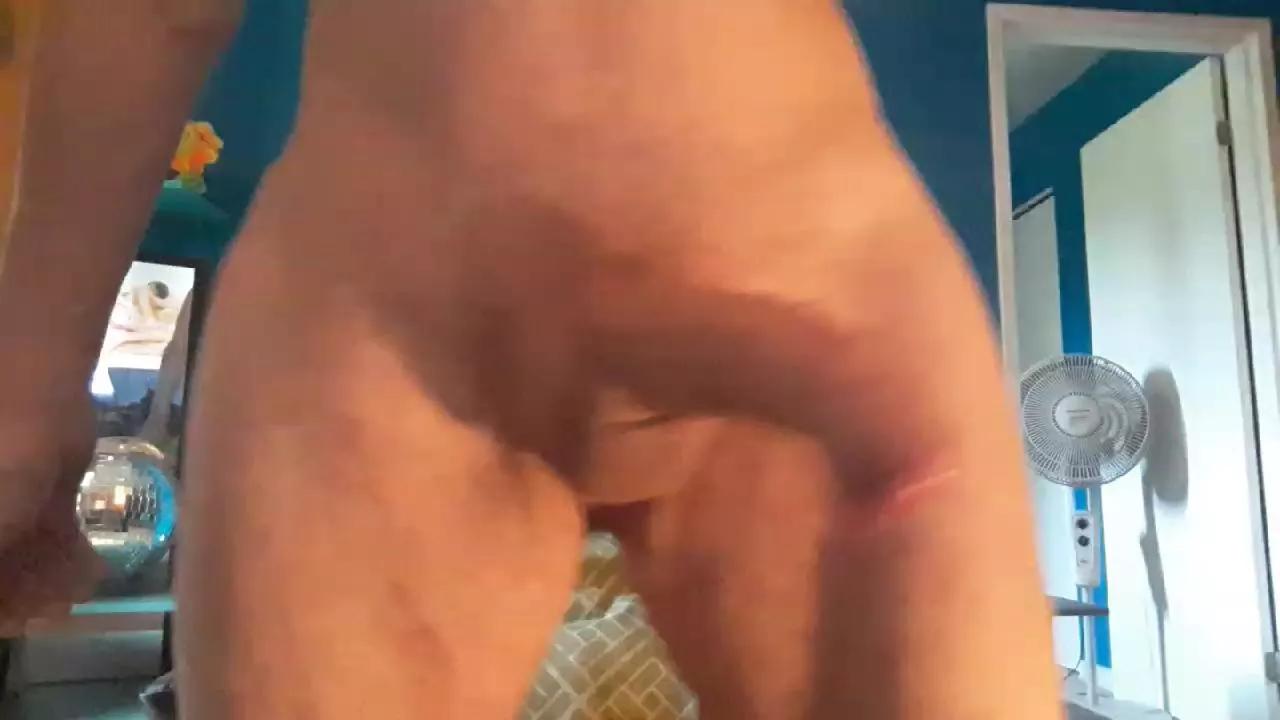 Uncutboy999 on Cam4 