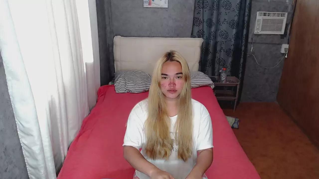 Offline urprettymaddy on Cam4