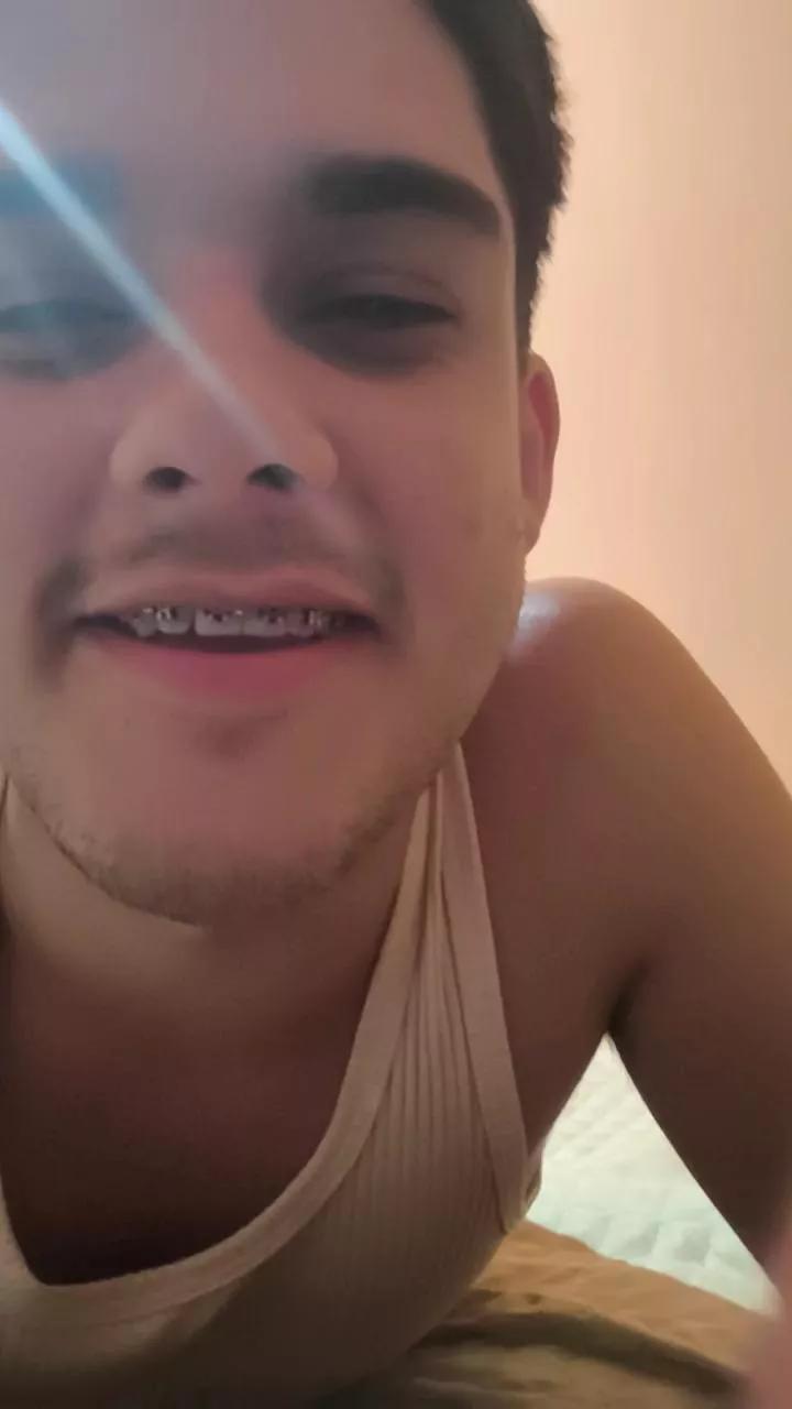 Van_aquino on Cam4 