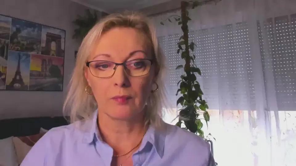 Offline VanessaLUX on Cam4