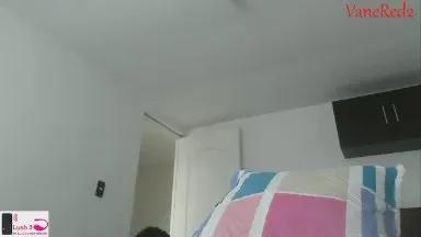 Offline VanessaRed2 on Cam4