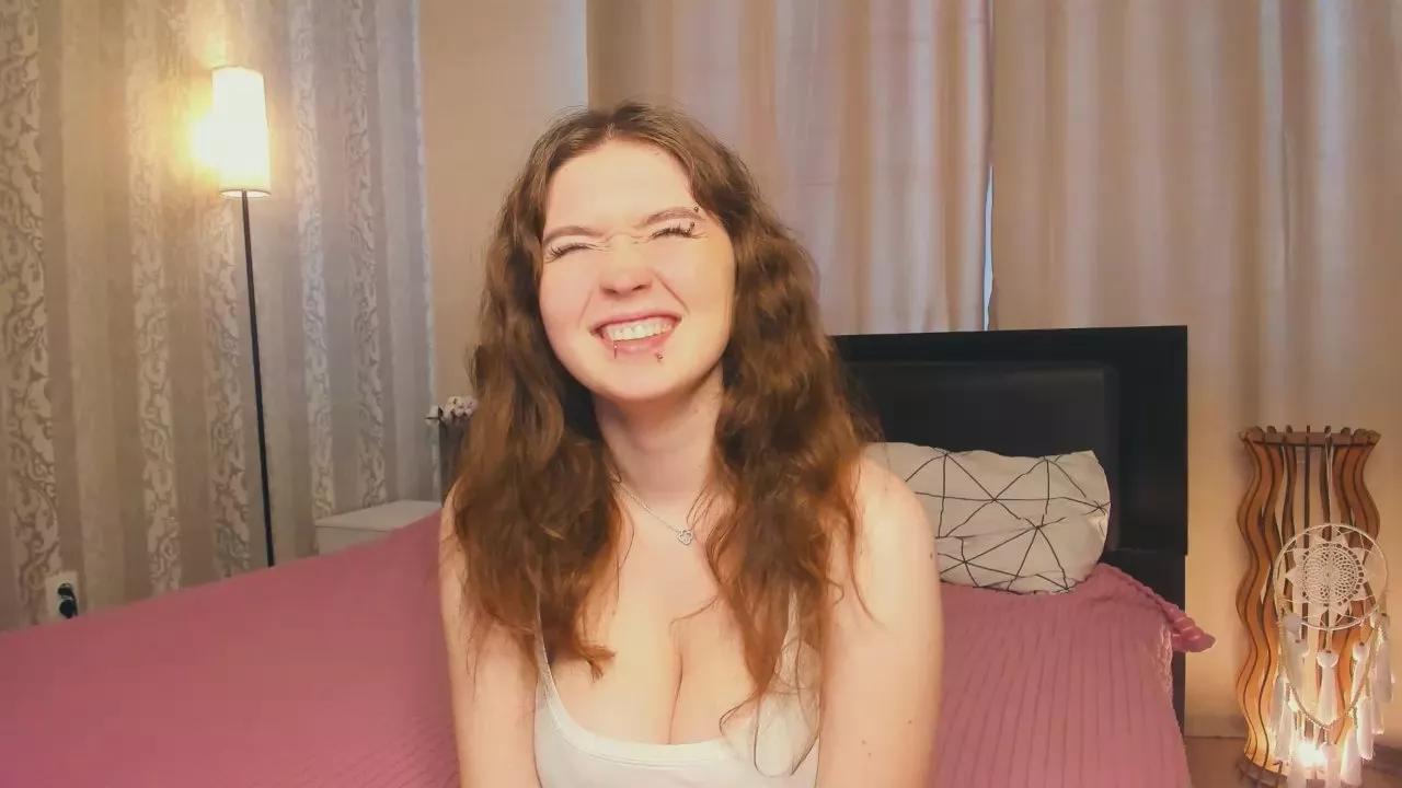 Velvetworld on Cam4 
