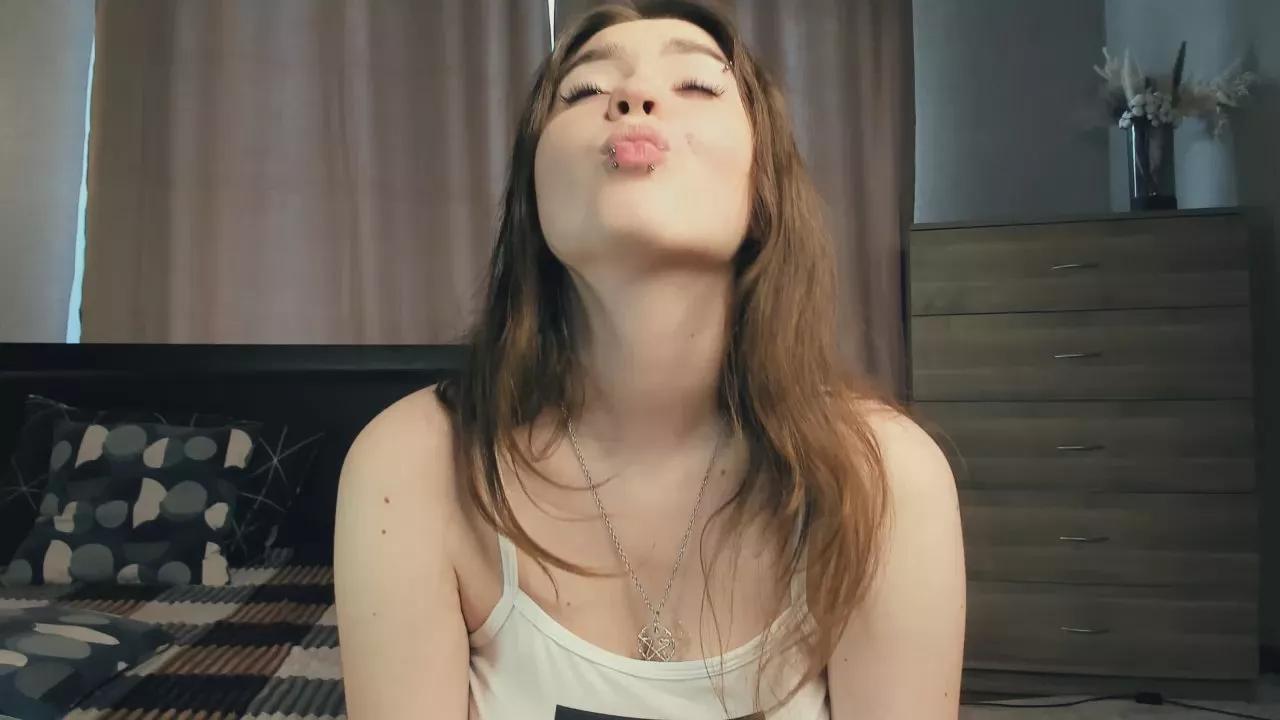 Velvetworld on Cam4 