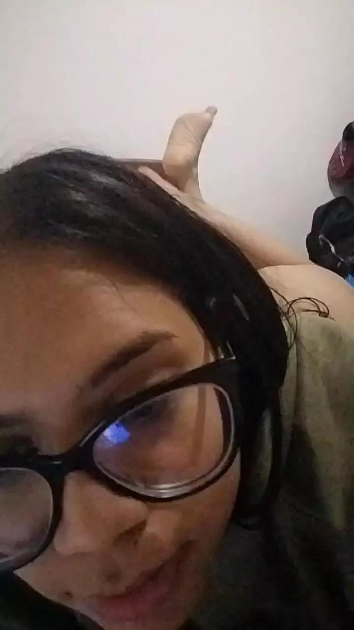 VeroHot71 on Cam4 