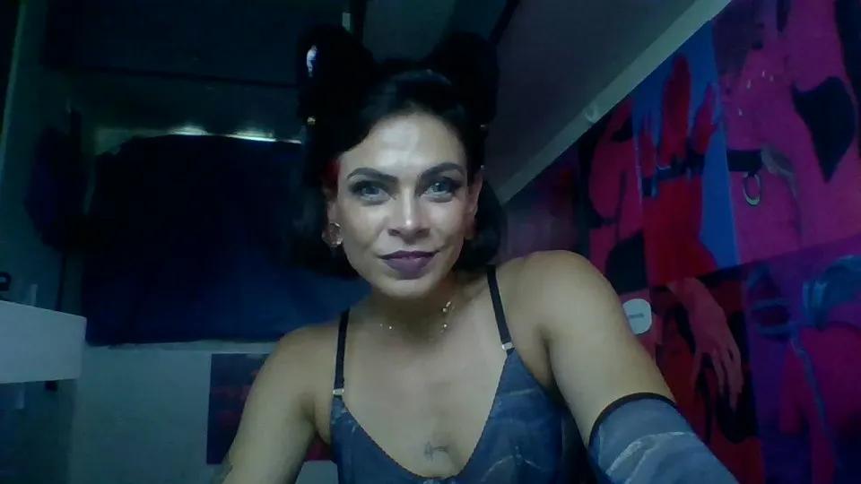 Offline Veronnaink on Cam4