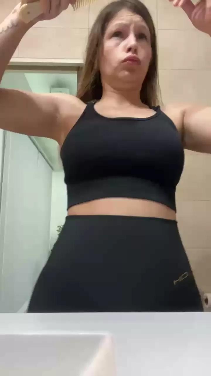 Vikinga99 on Cam4 