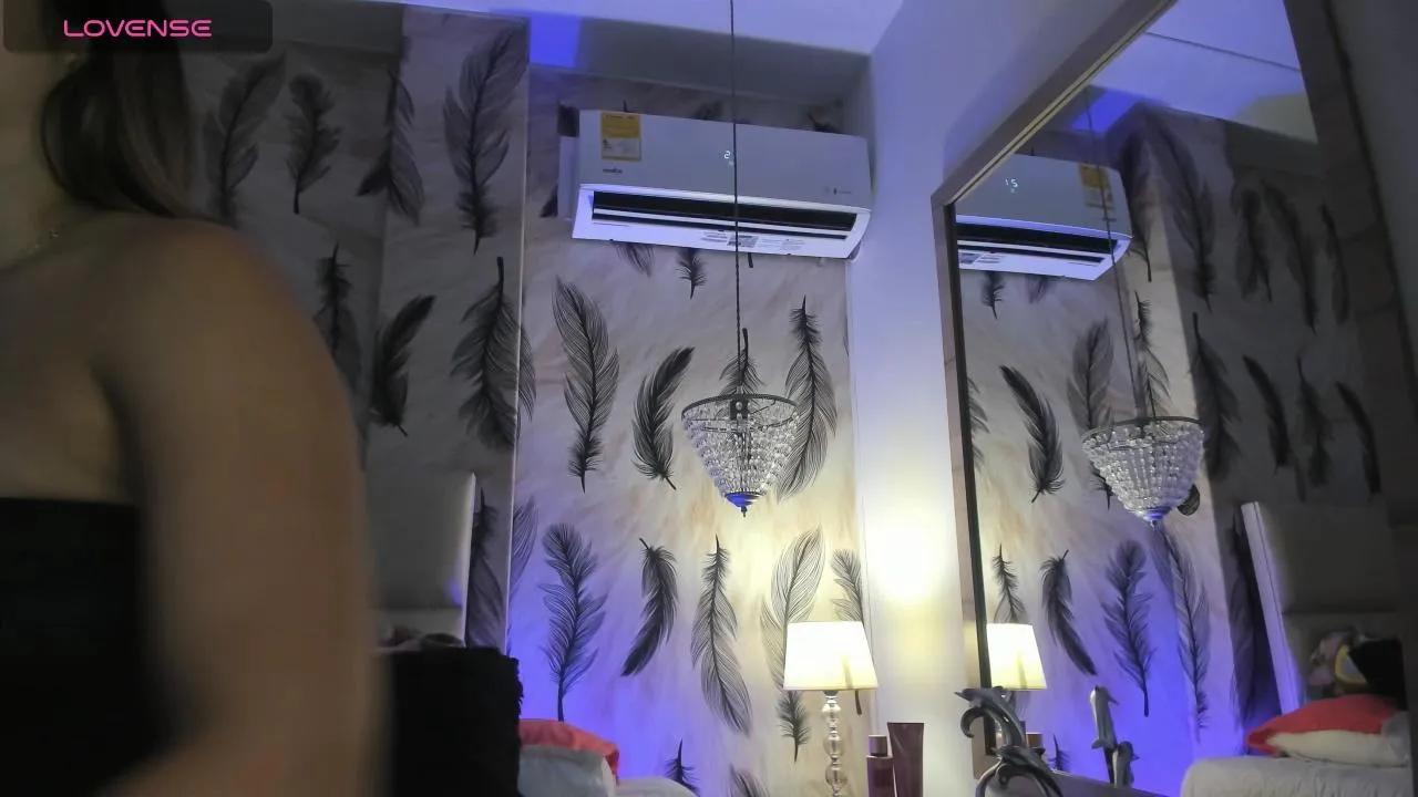 Offline Vivi_prinncess on Cam4