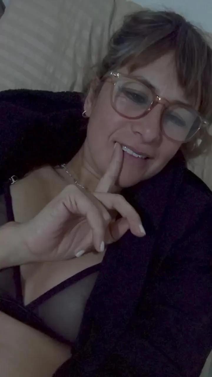 Viviana48A on Cam4 
