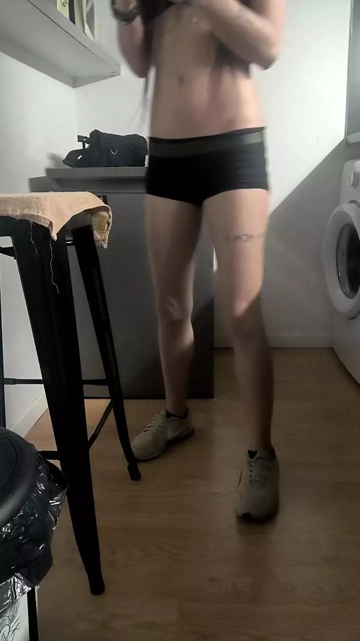 Volcaniik on Cam4 