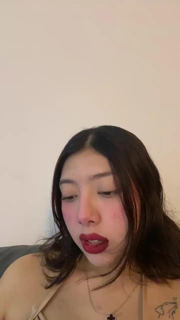 Offline Waifuprohibida on Cam4