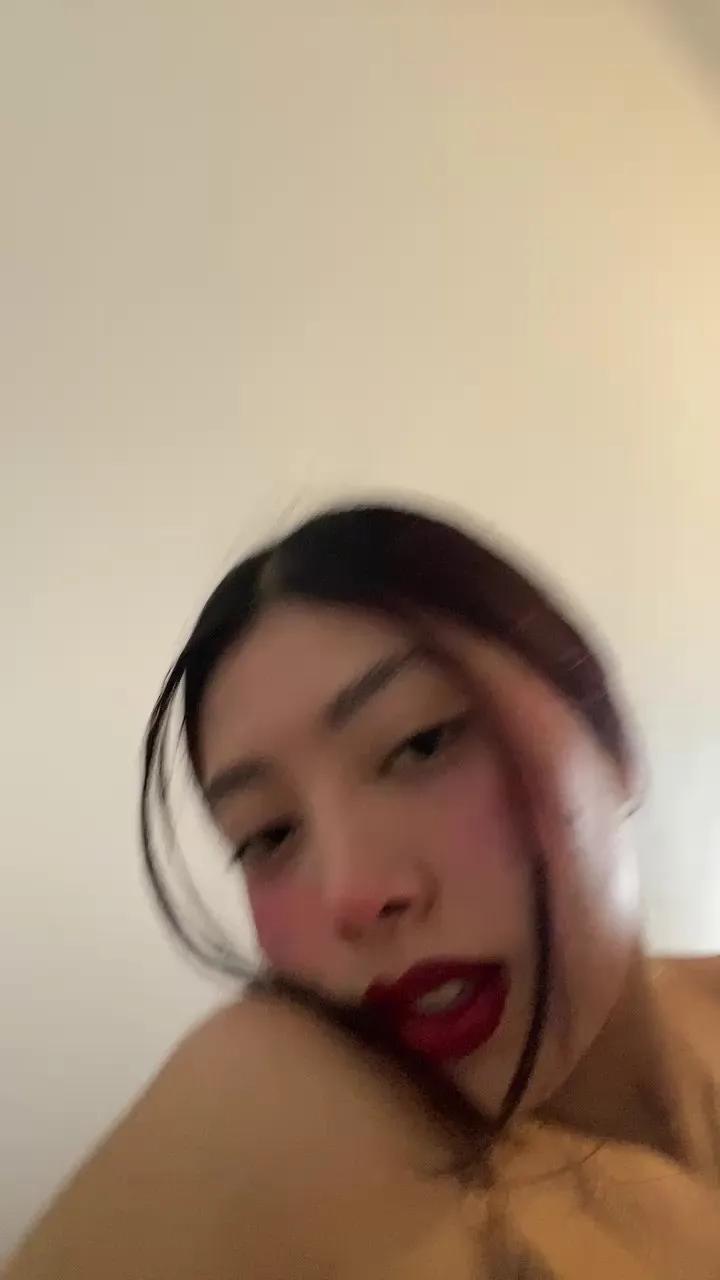 Offline Waifuprohibida on Cam4