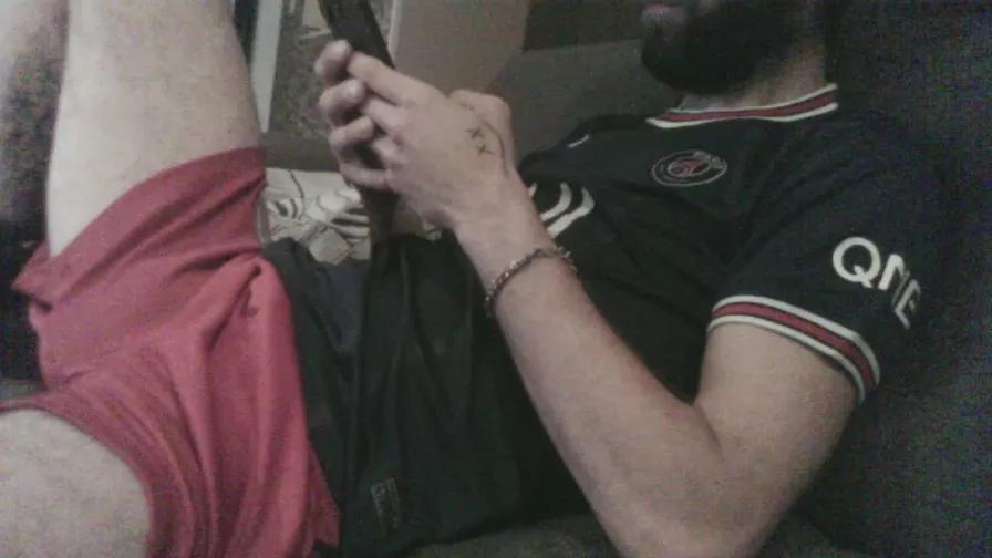 willfr2 on Cam4 