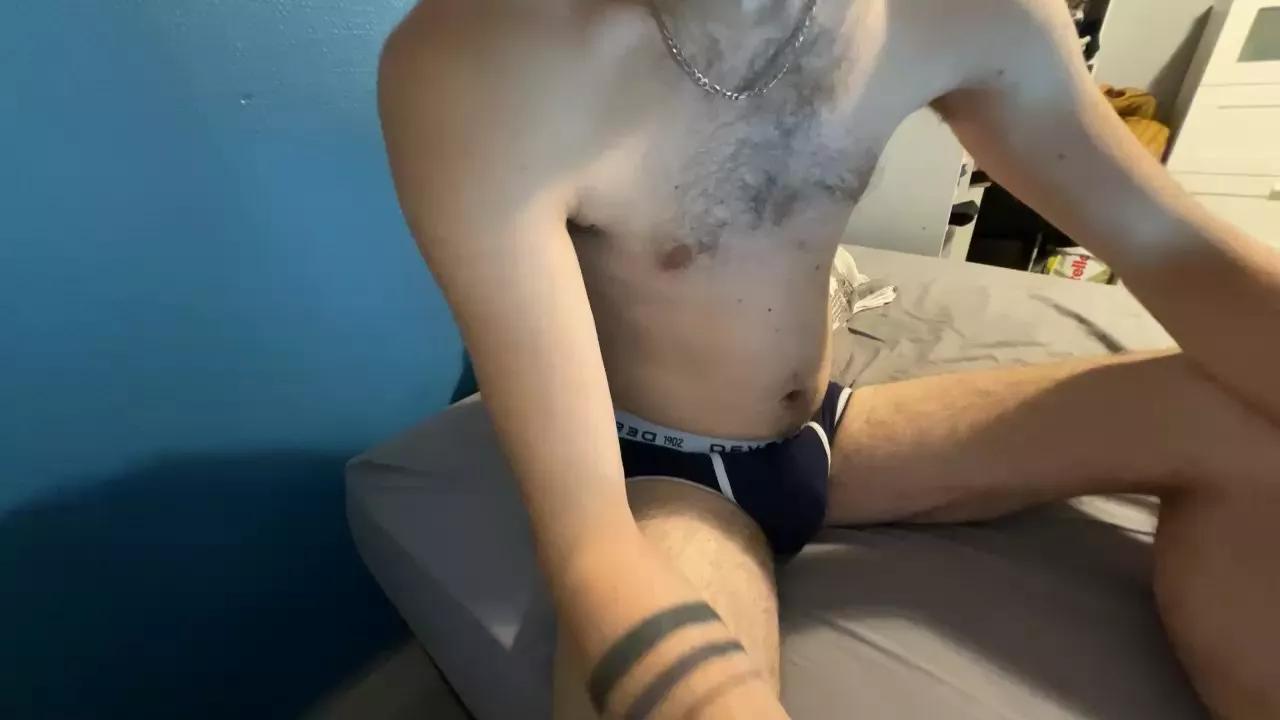willfr2 on Cam4 