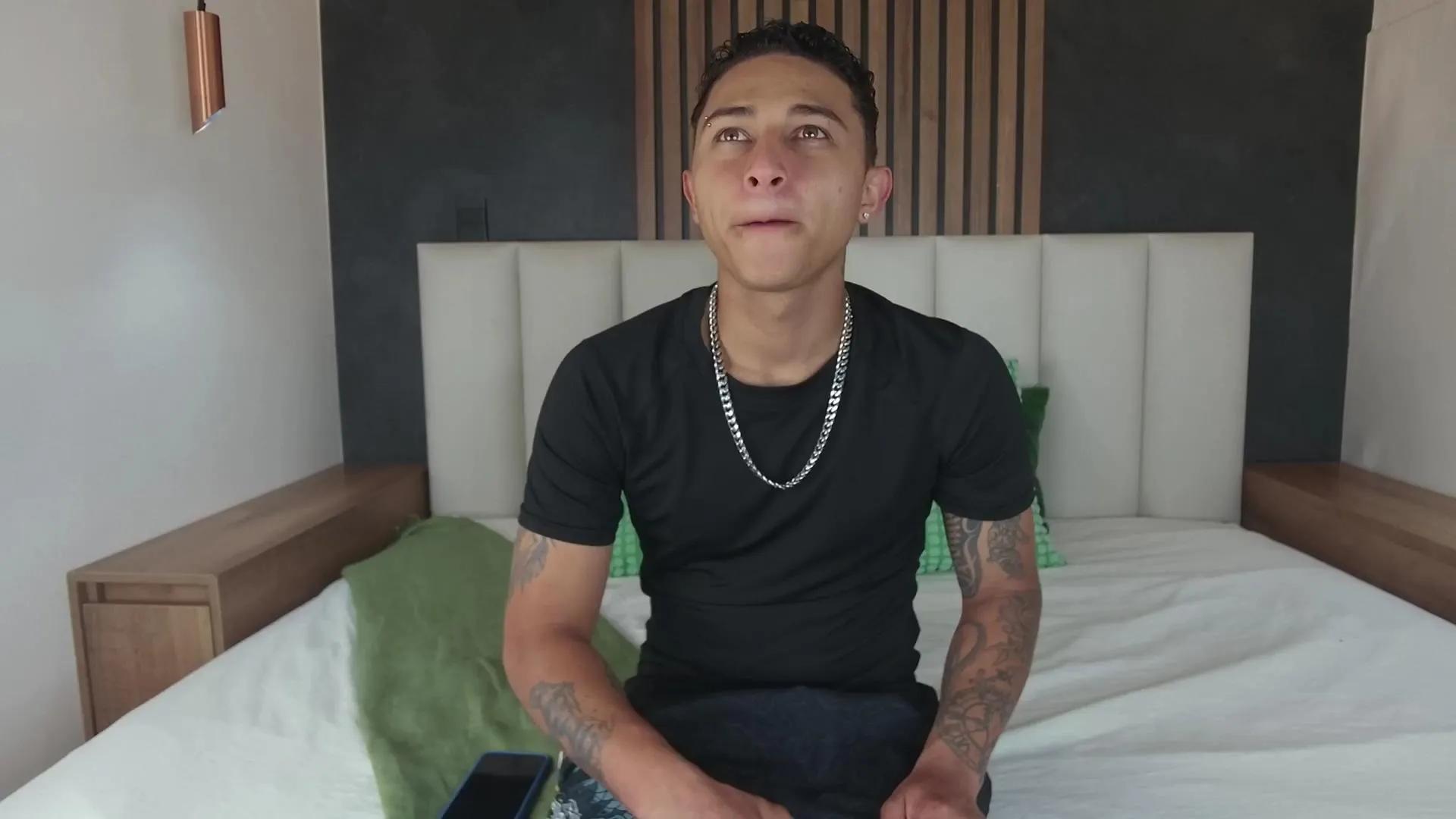 Cam4 XavierFoxx_ is Freechat XavierFoxx_ —  #cute #feet #armpits #C2C #masturbation #milk #amateur