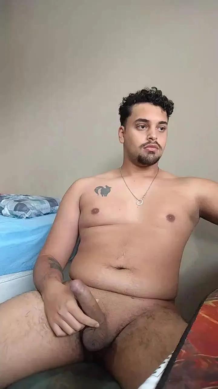 xcumshot3323 on Cam4
