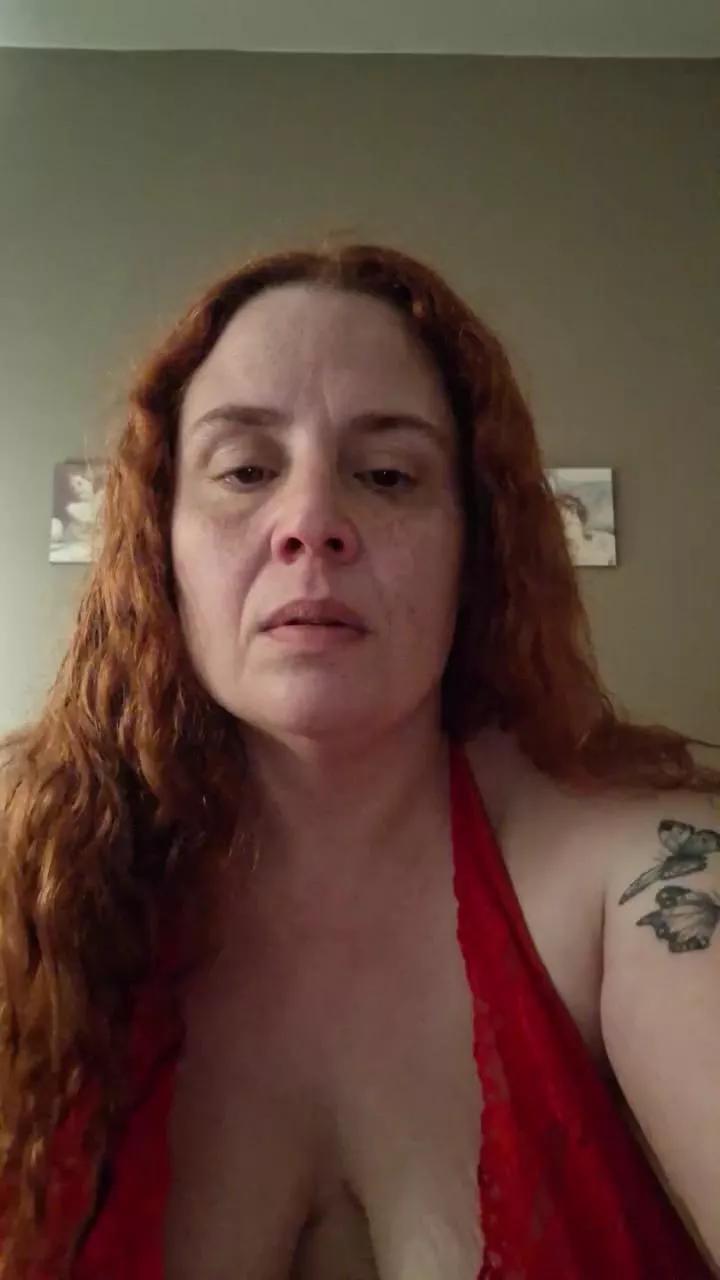 Yaya2065 on Cam4 