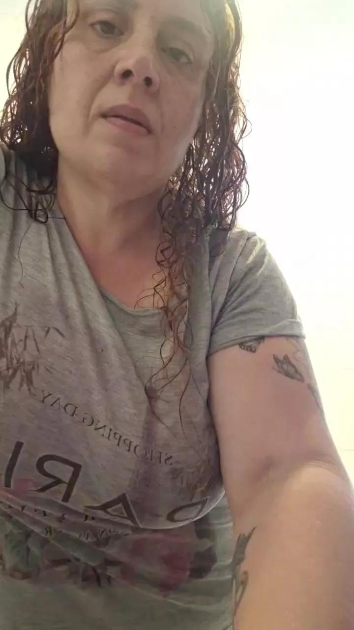 Yaya2065 on Cam4 