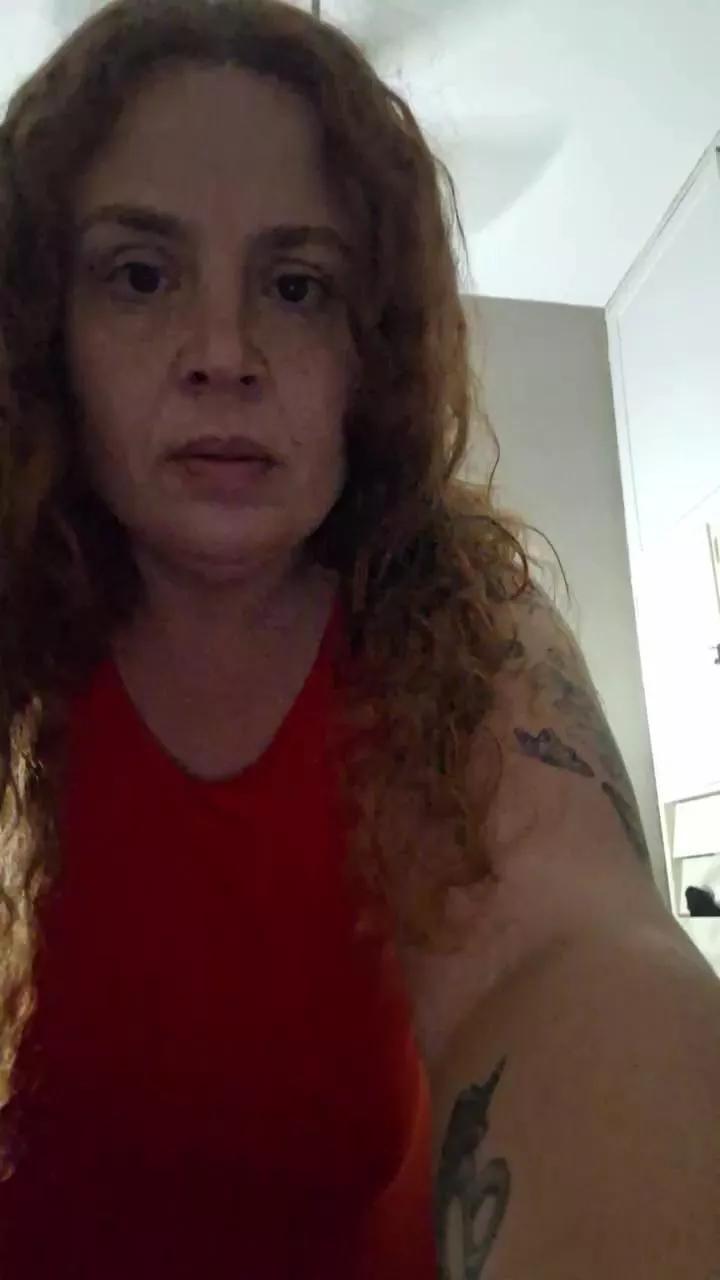Yaya2065 on Cam4 
