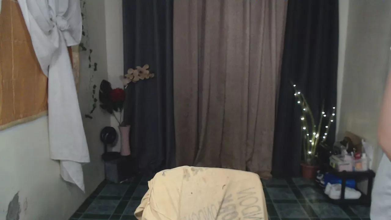 Zamarafoxcane on Cam4 