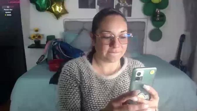 Zamy_xx on Cam4 
