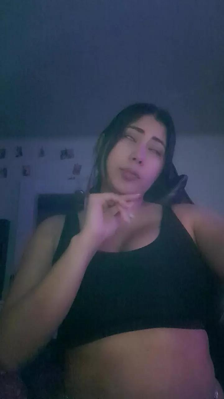 zoe_kimm on Cam4 