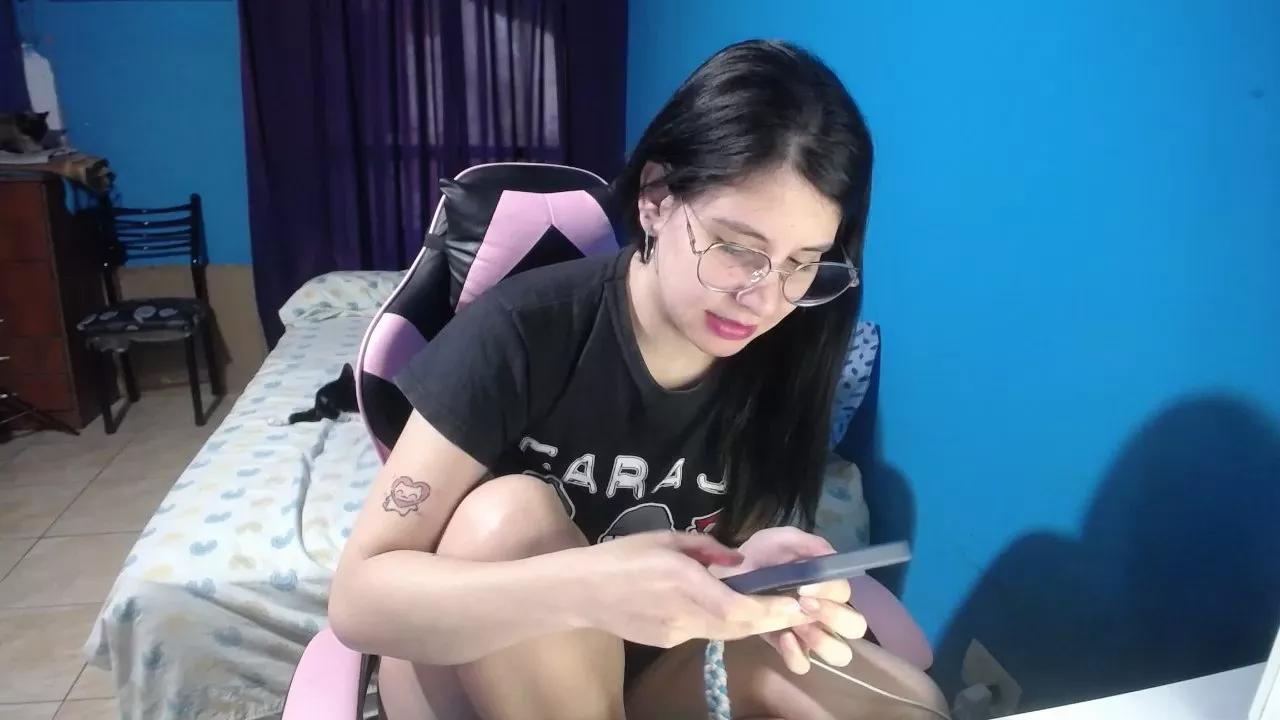 zzwei7 on Cam4 
