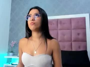 Freechat ailenaranda on Chaturbate
