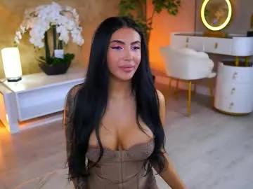 aishaadevoe — Warning: heavy curves ahead  Handle with care  Fav vibes:22,99,111,199,222 // GOAL: Suck this finger [122 tokens left]